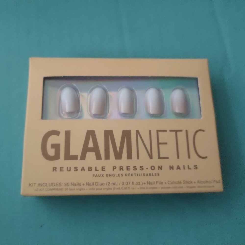 Glamnetic Reusable Press-On Nails